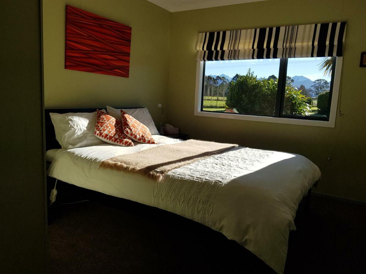 Kepler Mountain View Villa Манапури Екстериор снимка